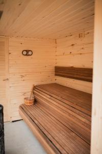 Fotografie z fotogalerie ubytování LeafCottage B&B and Sauna, 25 min from Romme Alpine v destinaci Smedjebacken
