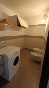 Ένα μπάνιο στο Casa di Cipo