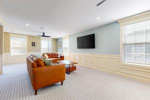 Gallery image of Whole Home - Victory Residence in Holyoke