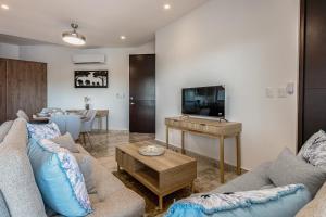 Galería fotográfica de Seaside Serenity en Telchac Puerto 34 fotos más