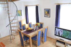 Gallery image of Schöne Ferienwohnung In Daun Mit Garten in Daun