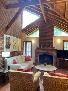 Χώρος καθιστικού στο Casa Chalet Encuentros 1998 UBICADA A 1 CUADRA DEL MAR +34 φωτογραφίες
