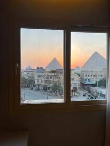 Üldine mäevaade või majutusasutusest New Pyramids view pildistatud vaade