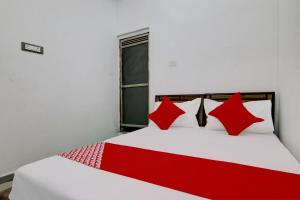 Postel nebo postele na pokoji v ubytování Hotel O R S Guest House + 31 fotografií