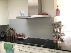 Cucina o angolo cottura di Chambre spacieuse, lumineuse et reposante