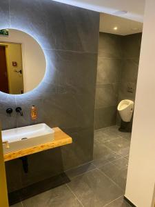 Kúpeľňa v ubytovaní Landhotel Steindlwirt