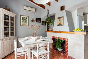 Fotografie z fotogalerie ubytování Villa Mari - Calan Porter v destinaci Cala'n Porter