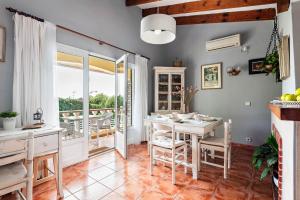 Fotografie z fotogalerie ubytování Villa Mari - Calan Porter v destinaci Cala'n Porter