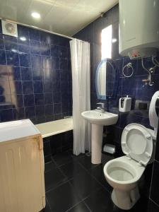 Ένα μπάνιο στο Pick me HOSTEL