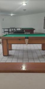 Τραπέζι μπιλιάρδου στο Apartamento no Lázaro