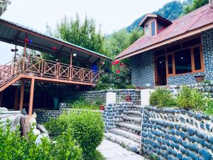 Zahrada ubytování Kartik mountain View Cottage - A Hidden Gem - Best Selling Property in Manali