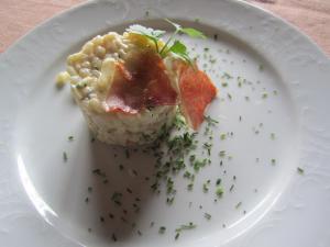 Jídlo v hotelu nebo okolí