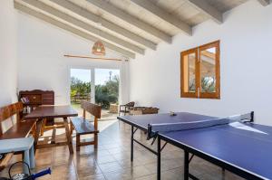 Πινγκ πονγκ στο YourHouse Lemontree villa ή εκεί κοντά