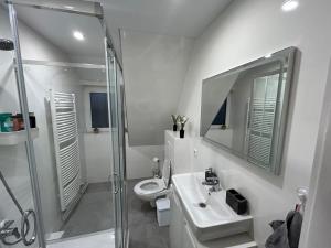 Ένα μπάνιο στο Ferienhaus +12 φωτογραφίες