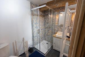 Afbeelding uit fotogalerij van Chambres d'hôtes de l'encabanée in Saint-Paul-sur-lʼUbaye