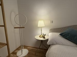 Llit o llits en una habitació de Bergzauber am Semmering