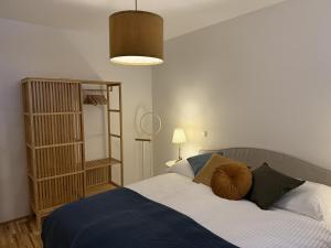Llit o llits en una habitació de Bergzauber am Semmering