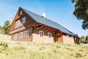 Budova, v ktorej sa horská chata nachádza