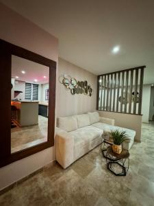 Posezení v ubytování Le boudoir suite&spa