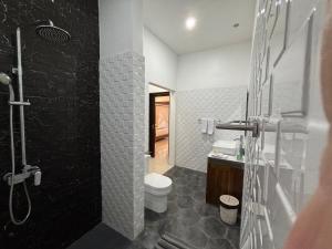 Koupelna v ubytování De Luxe Villa Fabian Escape in Seminyak