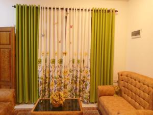 Area soggiorno di ALEXANDRA HOME for foreign tourists only