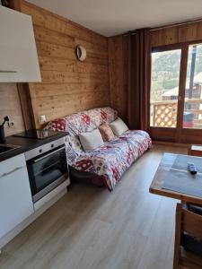 Kuchyň nebo kuchyňský kout v ubytování D42 Dolomites- Ski Navette Gratuite- Rando Prêt raquettes,