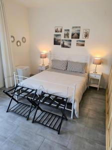 Postel nebo postele na pokoji v ubytování b&b Casa Balai 72 a 100 mt dal mare