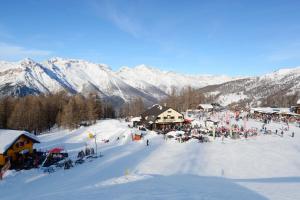 Miramonti 21 Ski In - Ski Out - Happy Rentals v zime