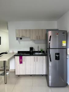 Köök või kööginurk majutusasutuses Hotel Granada Suites - AV 9