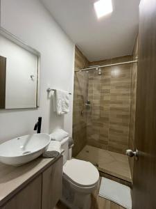 Vannituba majutusasutuses Hotel Granada Suites - AV 9