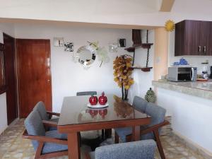 Кухня или мини-кухня в Amplio departamento
