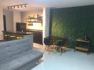 Μια τηλεόραση ή/και κέντρο ψυχαγωγίας στο Top House - Arraial do Cabo - RJ.