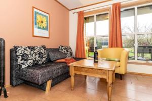 Afbeelding uit fotogalerij van Ferienwohnung Sandnes im Haus Norway in Wittenbeck +21 foto's