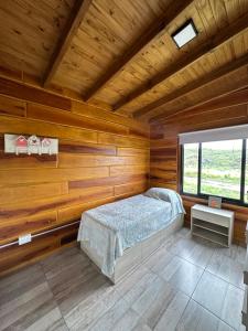 Giường trong phòng chung tại LaJu