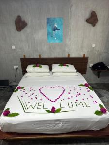 Cama o camas de una habitación en Dive and Sleep - All Inclusive Diving Guesthouse - 3 Dives per day