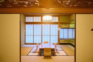Fotografie z fotogalerie ubytování 岡山楽禅庵 Raku-Zen-An 岡山門田文化町の隠れ高級旅館 静寂と四季の彩りに包まれる優雅な滞在 無料駐車場有り supported by COCOSTAY v destinaci Okajama