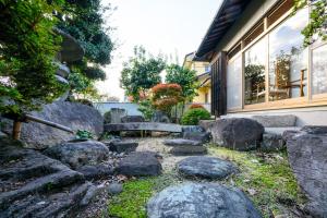 Zahrada ubytování 岡山楽禅庵 Raku-Zen-An 岡山門田文化町の隠れ高級旅館 静寂と四季の彩りに包まれる優雅な滞在 無料駐車場有り supported by COCOSTAY