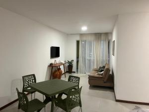 Ruang duduk di Apartamento na Praia do Baixio, Condomínio Fechado Pé na Areia