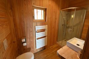 Łazienka w obiekcie Villa Forêt et Spa
