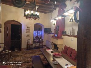 Posezení v ubytování ΞΕΝΩΝΑΣ ΕΣΠΕΡΟΣ - Guest house Esperos