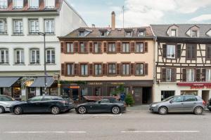 Το κτήριο όπου στεγάζεται  το διαμέρισμα