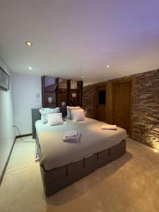 Ένα ή περισσότερα κρεβάτια σε δωμάτιο στο Luxurious Chalet in Verbier