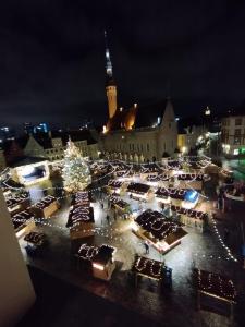Nespecifikovaný výhled na destinaci Tallinn nebo výhled na město při pohledu z apartmánu