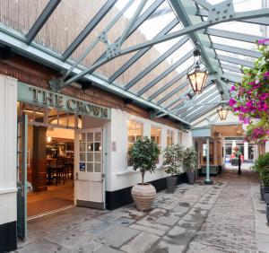 Gallery image of The Crown Wetherspoon in Worcester