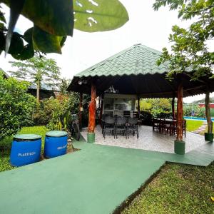 Κήπος έξω από το Hotel Villa Fortuna +1 φωτογραφίες