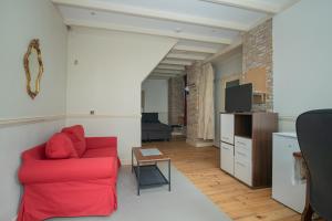 Un lugar para sentarse en Tourist Travel Inn