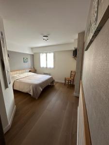 Posteľ alebo postele v izbe v ubytovaní Le Pouliguen/La Baule Appartement T3