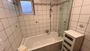 Koupelna v ubytování Ferienwohnung Angerwies in Vils - Tirol