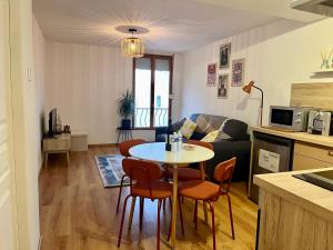 Dapur atau dapur kecil di St Dominique - T2 Cosy avec parking