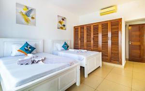 Φωτογραφία από το άλμπουμ του Luxury 3 bedroom beach front apartment στη Μομπάσα